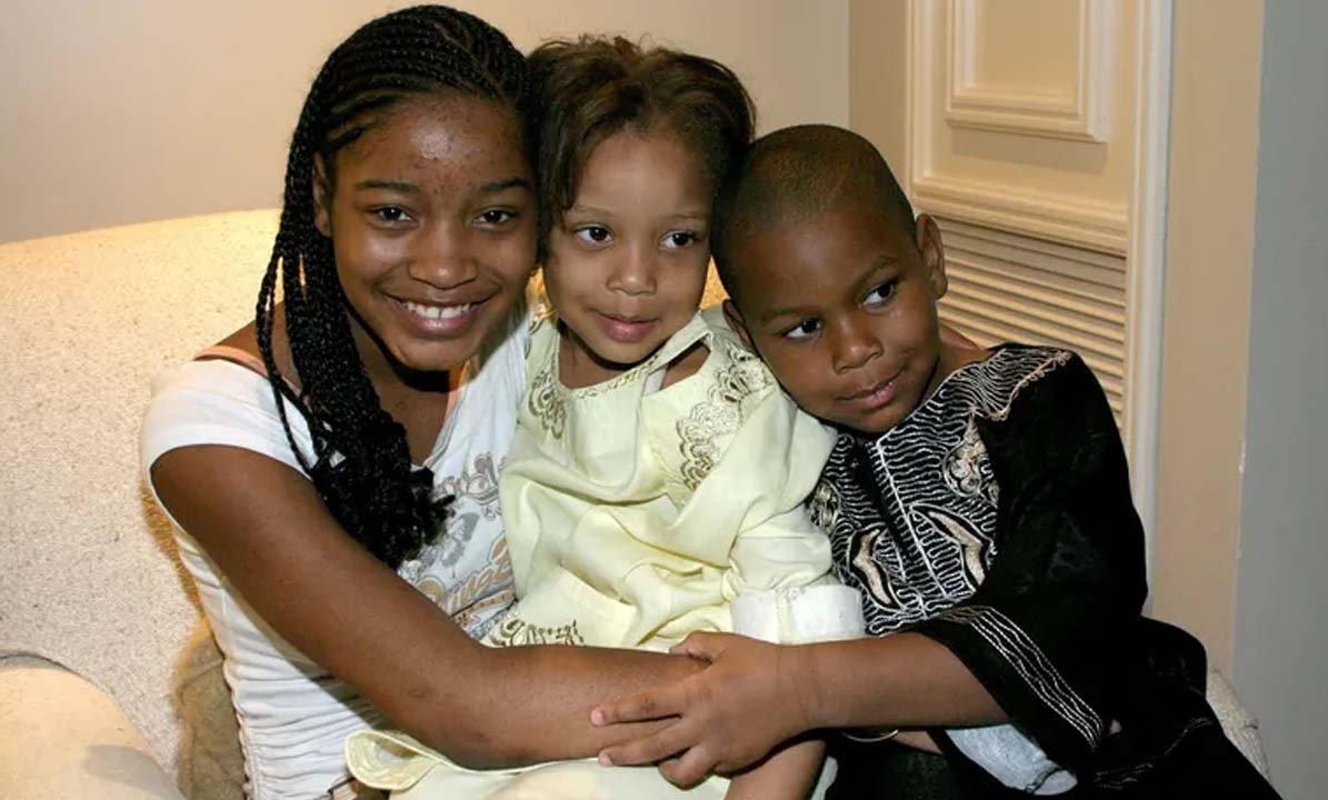 Her Close Family Bond