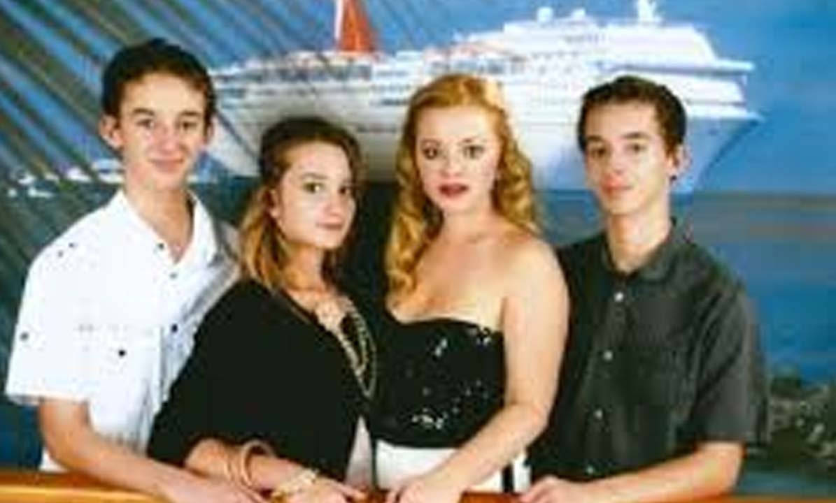 Elizabeth's Children and Family Life