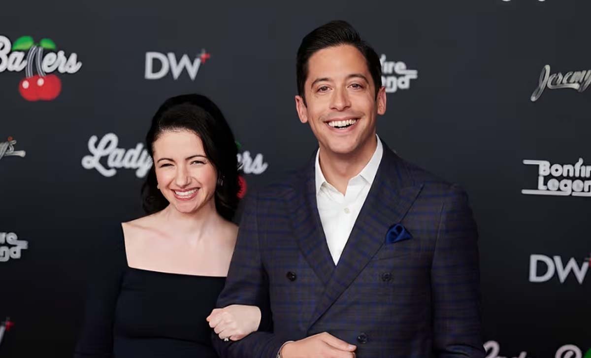 How Alissa Mahler Met Michael J. Knowles