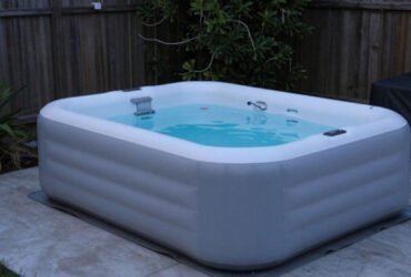 How to Keep an Inflatable Hot Tub Warm for Longer