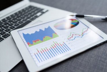 What Is a Revenue Intelligence Platform and How Does It Work?